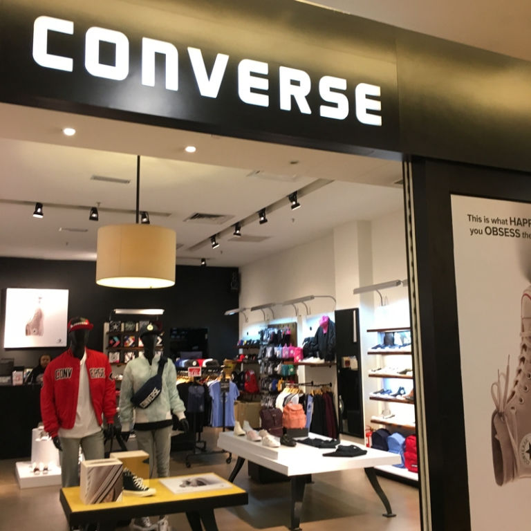Converse sunway pyramid store